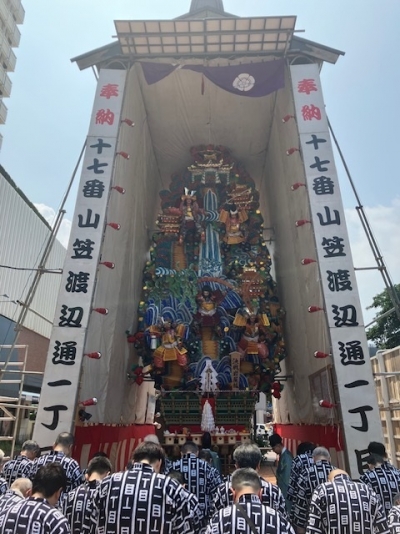 「飾り山」 サンセルコ広場